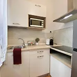 شقة In Mit Kostenloser Privatgarage By Interhome *