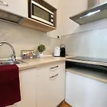 شقة In Mit Kostenloser Privatgarage By Interhome *
