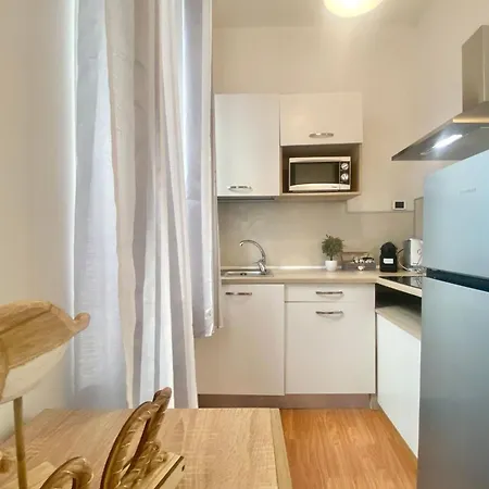In Mit Kostenloser Privatgarage By Interhome *