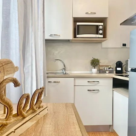 In Mit Kostenloser Privatgarage By Interhome Appartamento *