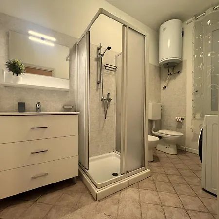 Appartamento In Mit Kostenloser Privatgarage By Interhome *