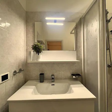 In Mit Kostenloser Privatgarage By Interhome Rapallo