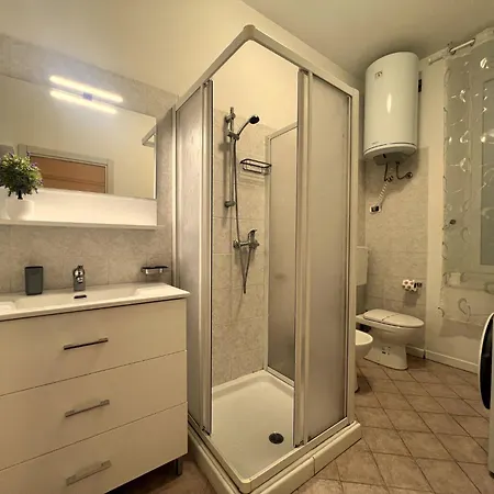 Apartament In Mit Kostenloser Privatgarage By Interhome Rapallo